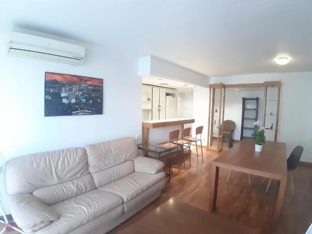 Apartamento Plaza Puerta Nueva Murcia Exterior foto